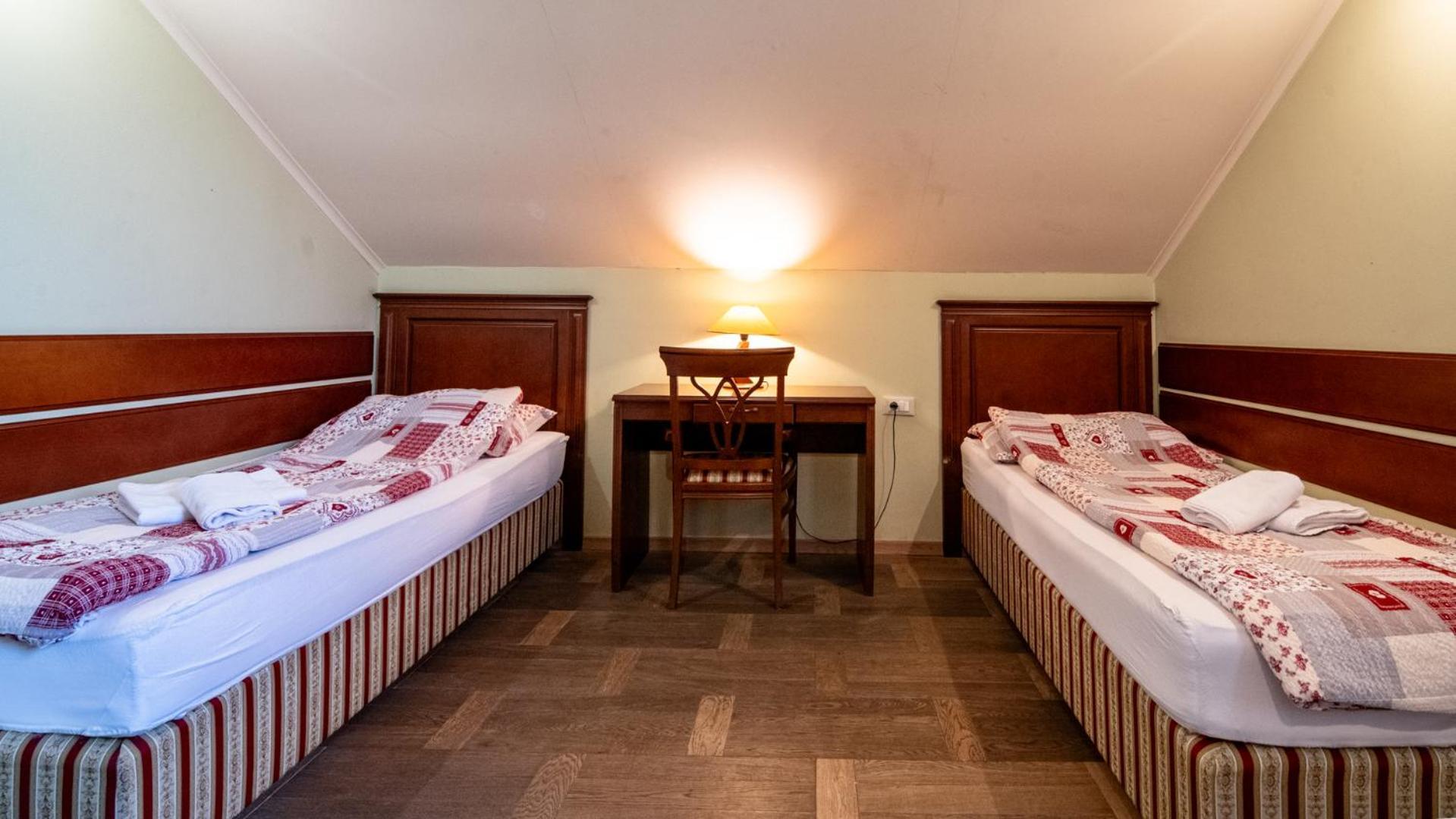 Hotel Veganfresh Medvode Exterior foto