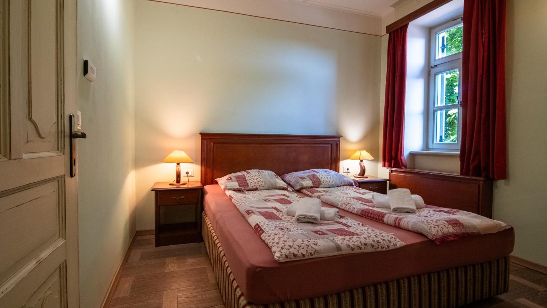 Hotel Veganfresh Medvode Exterior foto